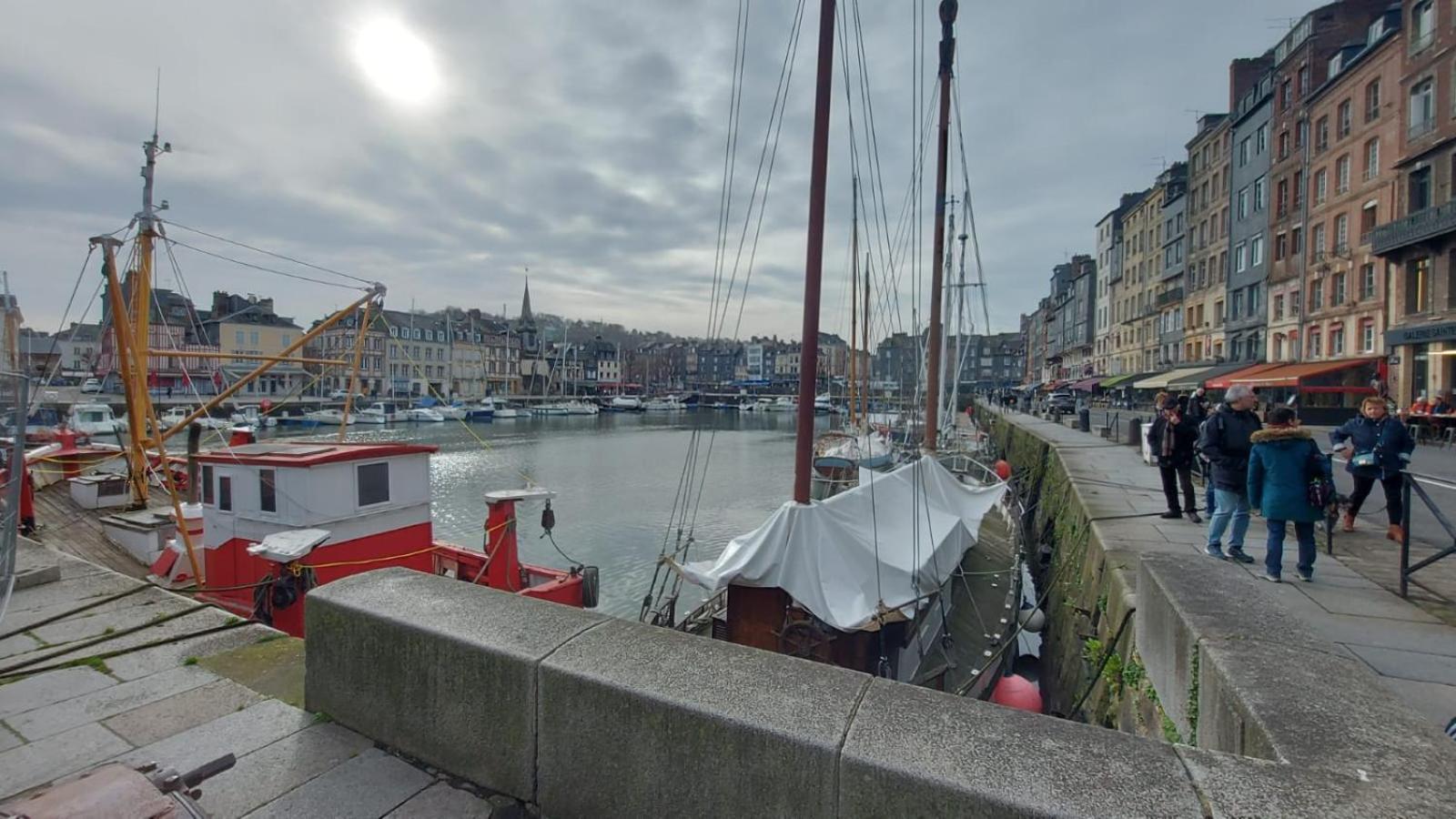 Studio Cosy Au Coeur D'Honfleur Exteriör bild